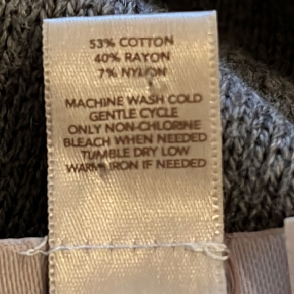 LOFT gray long ribbed sweater longer back long sleeves Sz S - Picture 7 of 7